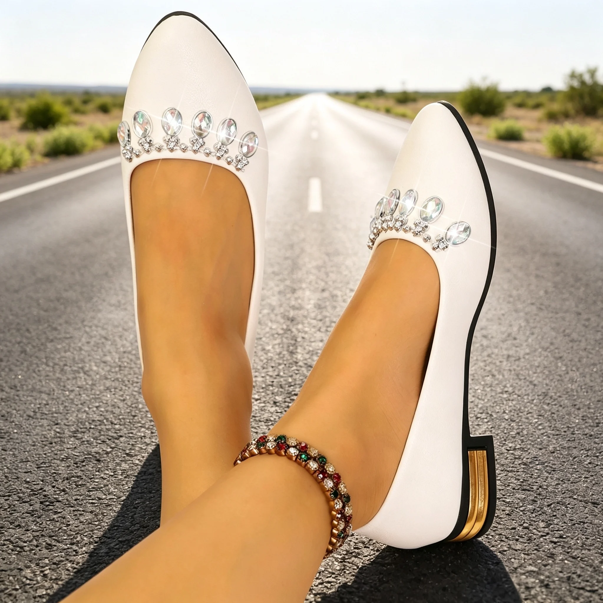 Sapatilhas Femininas de Bico F - Heels avaliação e preço