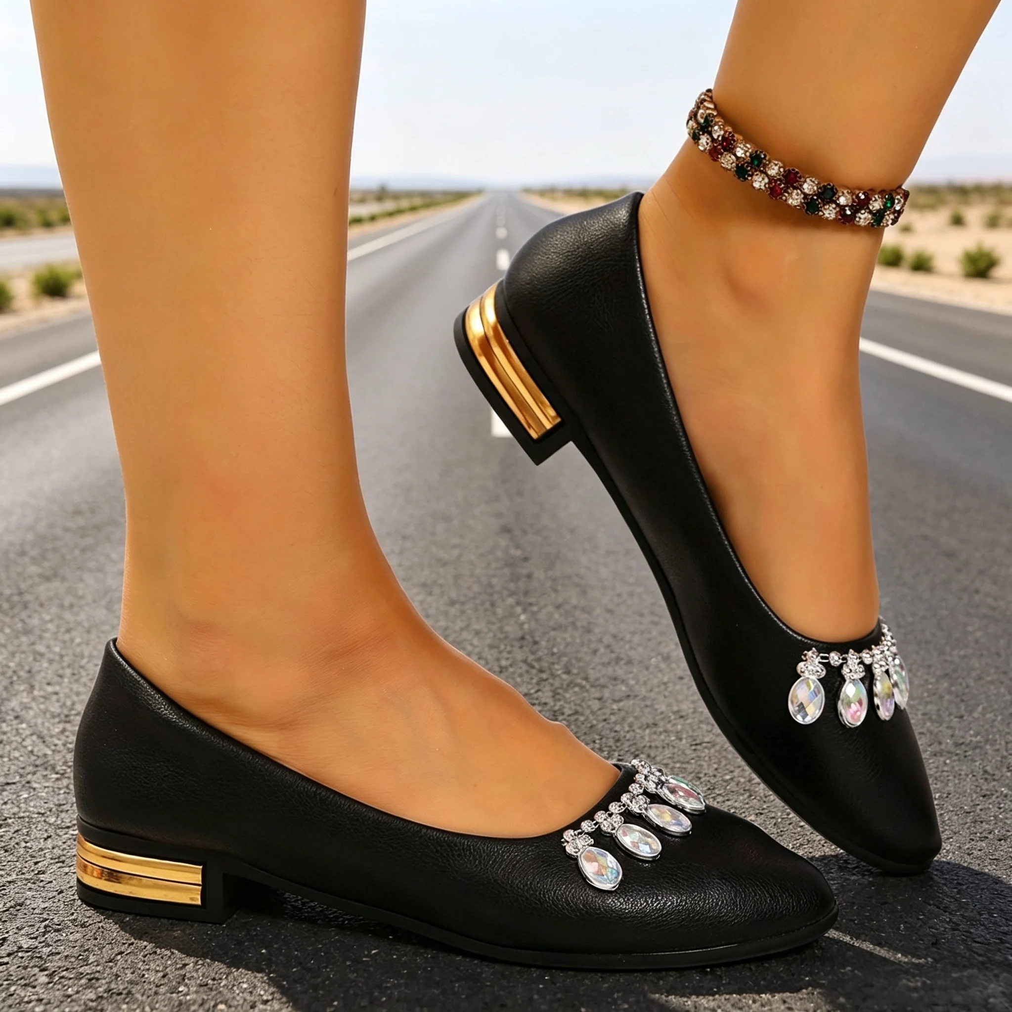 Sapatilhas Femininas de Bico F - Heels avaliação e preço